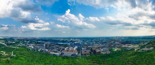 龍佰集團(tuán)榮獲中國制造業(yè)企業(yè)500強(qiáng)等多項榮譽(yù)